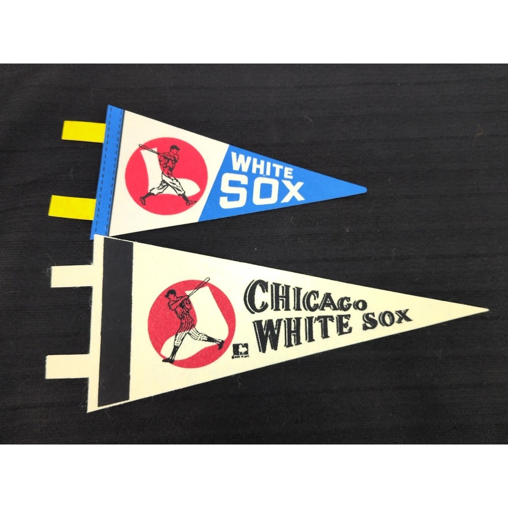Chicago White Sox Mini Pennant VTG 4"x9"   3.5"X7" MLB Collectible Flag 60s 70s